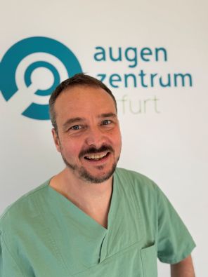 Dr. Neugebauer